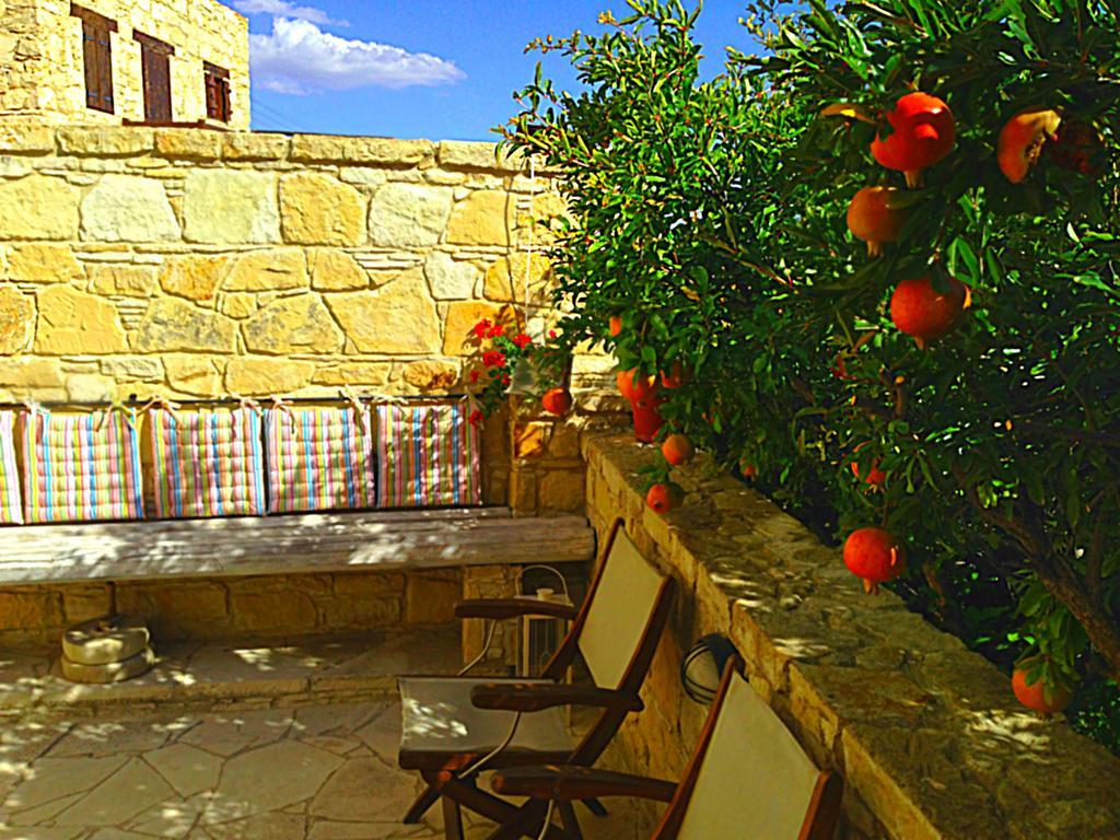 Lofou Traditional Stone House Pokój zdjęcie